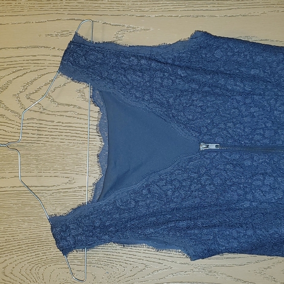 Blue v back zipper dress - Picture 2 of 3